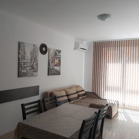 Vesi And Gery Апартамент