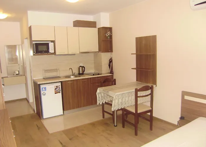 Vesi And Gery Apartman Pomorie