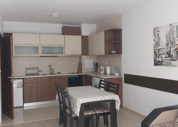 Vesi And Gery Apartman Pomorie